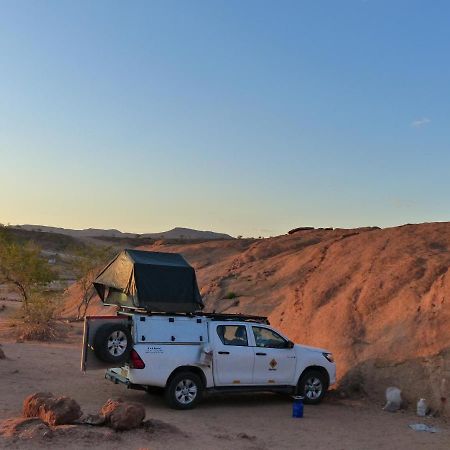 Ozohere Campsite And Himba Village Uis Bagian luar foto