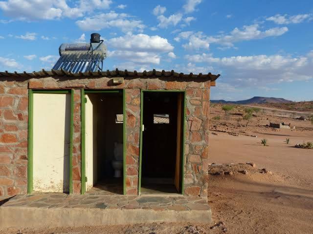 Ozohere Campsite And Himba Village Uis Bagian luar foto