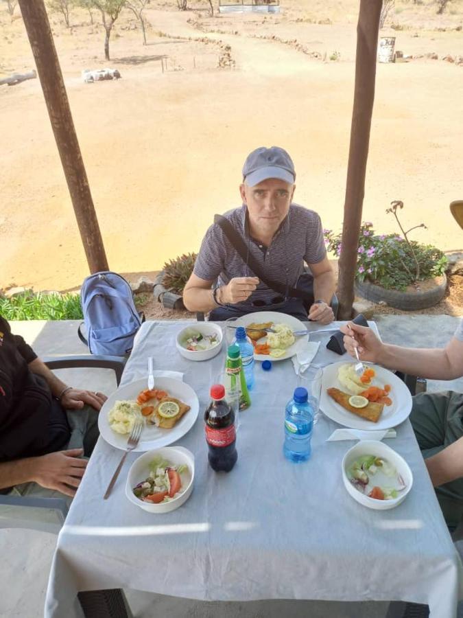Ozohere Campsite And Himba Village Uis Bagian luar foto
